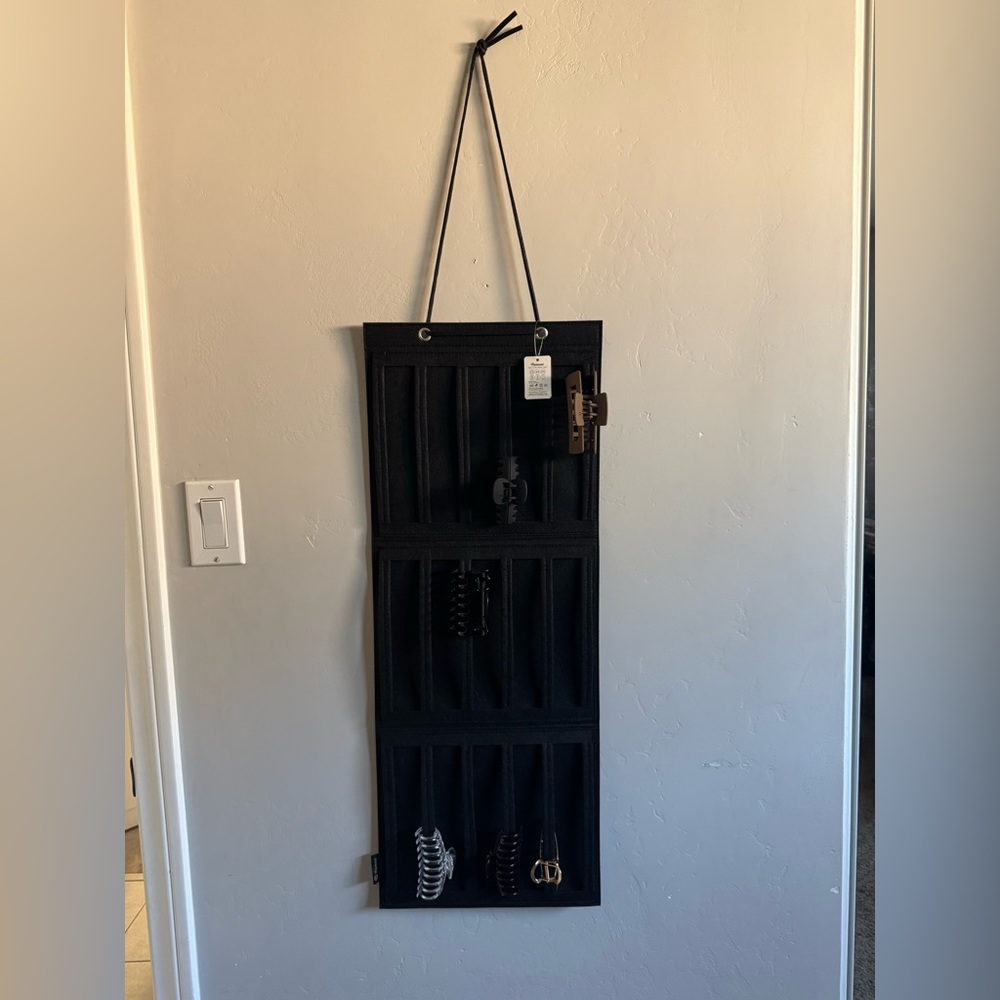 NWT Hair Clip or Bow Hanger